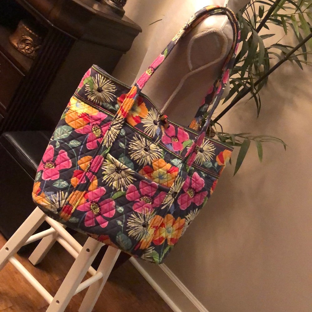 Large Vera Bradley tote